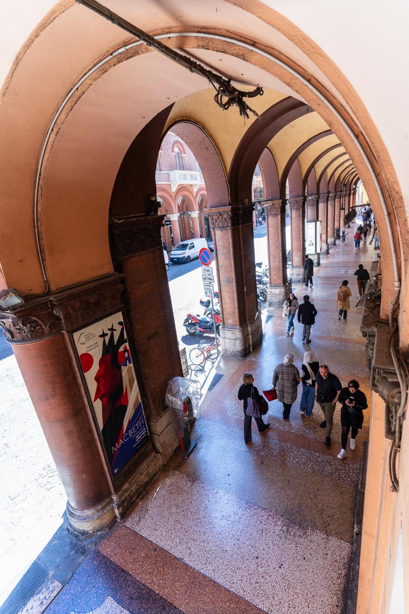 Matildeland Appartamento Centro Storico - Via Indipendenza โบโลญญา ภายนอก รูปภาพ