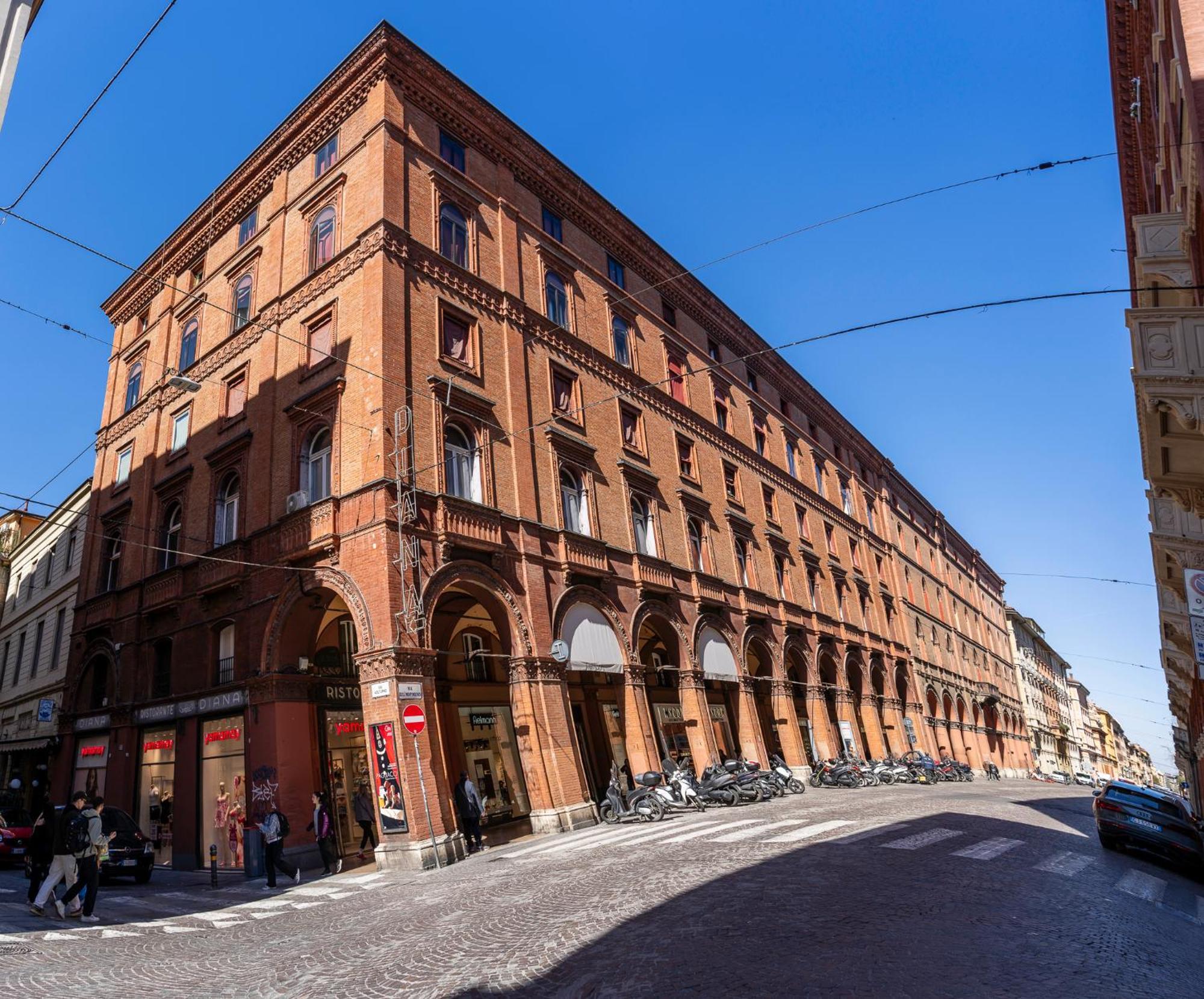 Matildeland Appartamento Centro Storico - Via Indipendenza โบโลญญา ภายนอก รูปภาพ